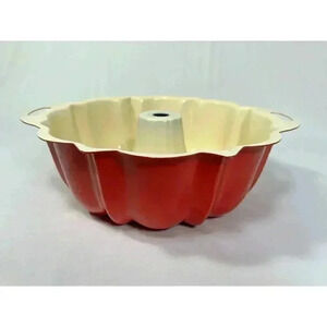 Nordic Ware Bunt Pan Red USA Heavy‎ Duty Metal Classic Design
